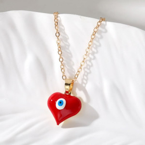 Золотистая Цепочка с крупным объемным сердцем насыщенного красного цвета M85247