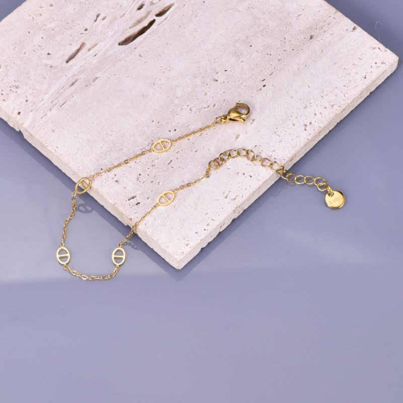 Браслет-нить с овальными ажурными звеньями CJH14882 Браслет-нить с овальными ажурными звеньями CJH14882