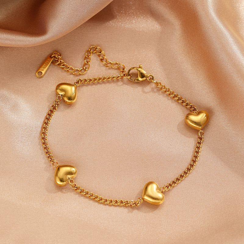 Браслет-цепочка с подвесками в форме объемных сердец CJP82993 Браслет-цепочка с подвесками в форме объемных сердец CJP82993