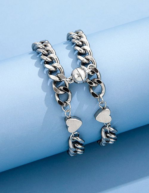 Парные браслеты стальная нежность с магнитным сердцем