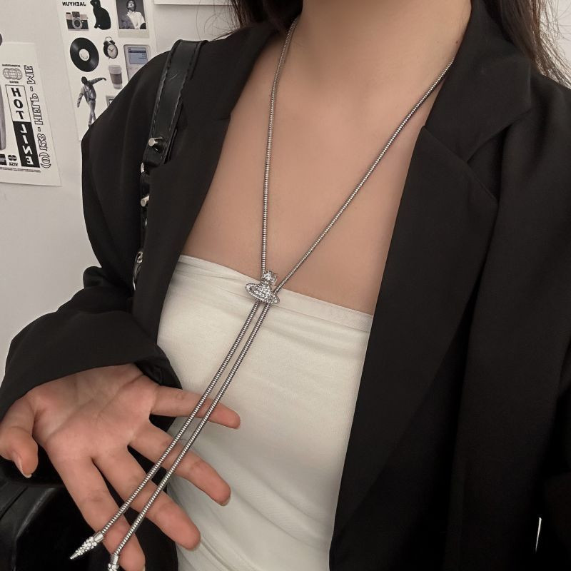 Колье-галстук из длинных серебристых цепей с бантом CJL19584