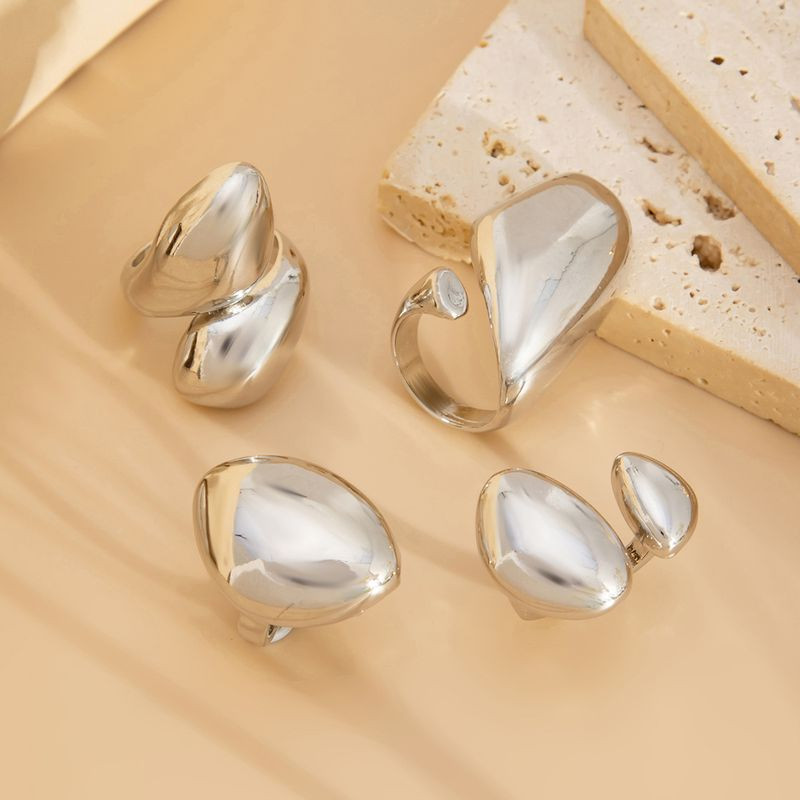 Набор акцентных серебристых колец каплевидной формы 1J11853CJJ