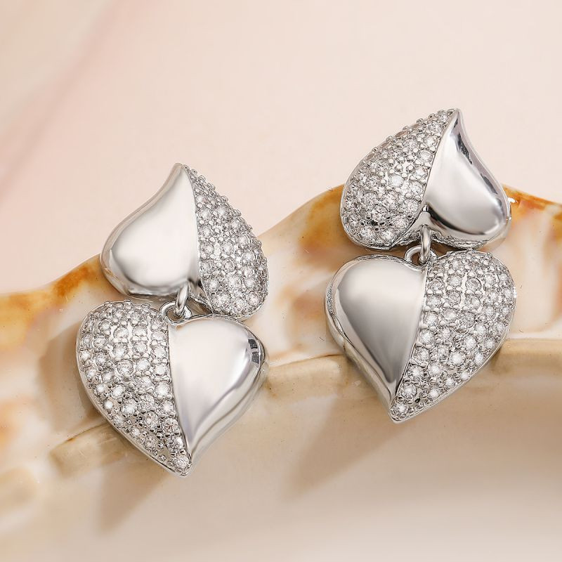 Двойные серьги-сердца с кристаллами CJL20504 Двойные серьги-сердца с кристаллами CJL20504