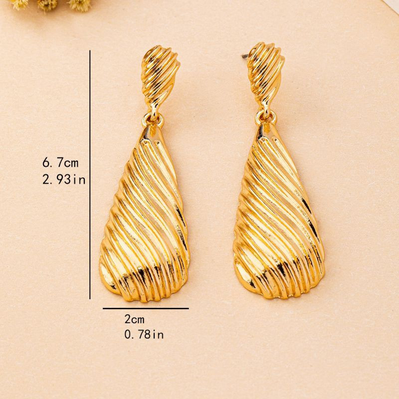 Крупные серьги-подвески с рельефной фактурой CJQ22076 Крупные серьги-подвески с рельефной фактурой CJQ22076