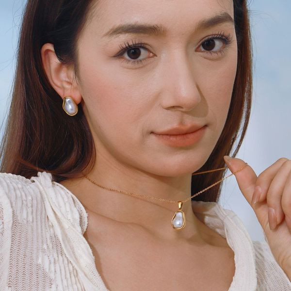 Серьги-пусеты Барокко с крупным жемчугом CJL41016