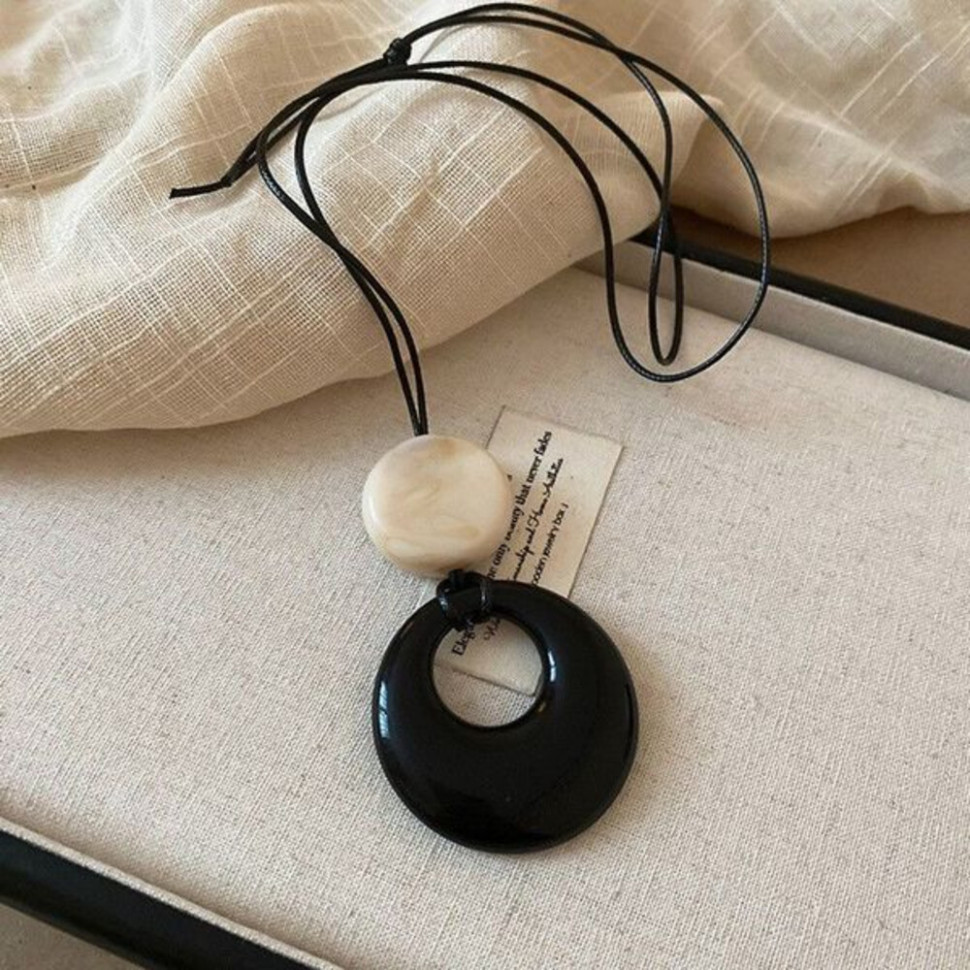 Длинный лариат с черным диском и тигровым глазом CJJ10429