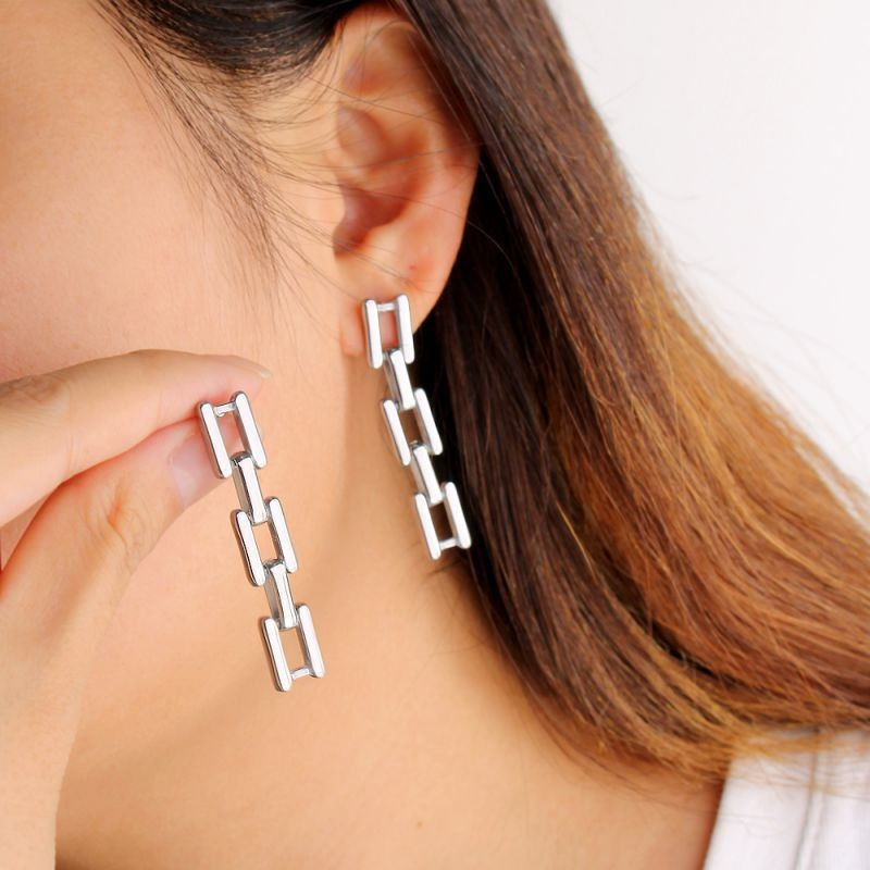 Серебристые серьги-цепочки CJG38283