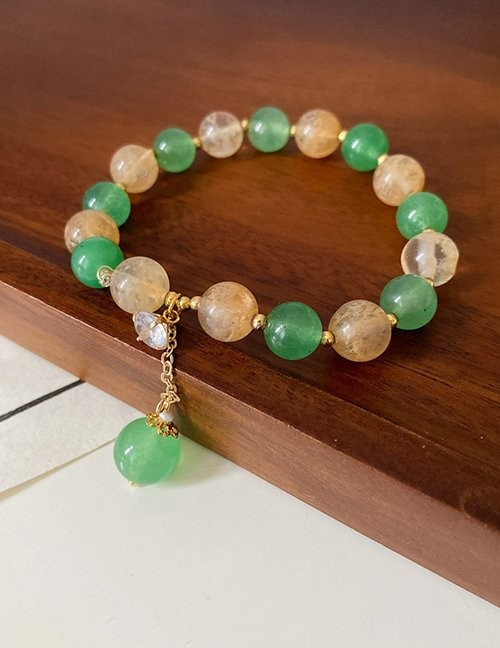 Браслет из розового кварца с золотистой бабочкой Z68757