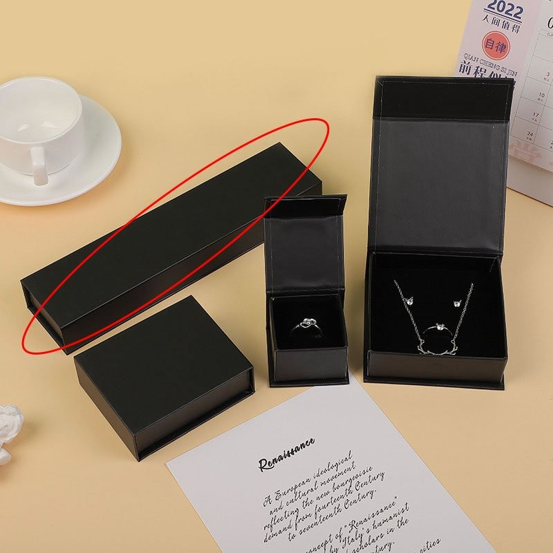 Коробка CJE47852