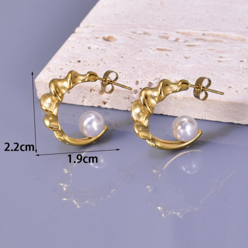 Золотистые серьги-полукольца с жемчугом CJH14843