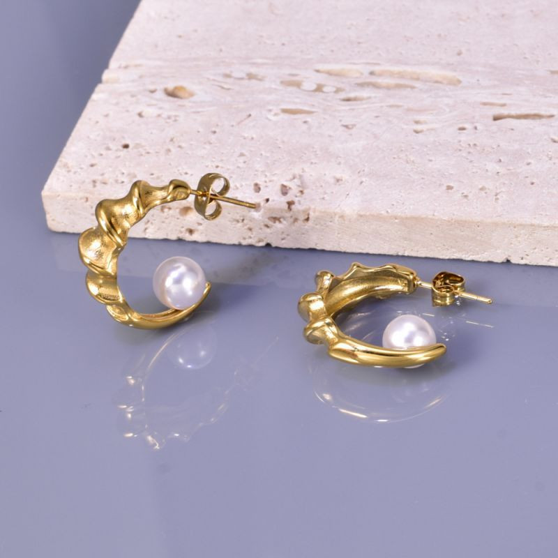 Золотистые серьги-полукольца с жемчугом CJH14843