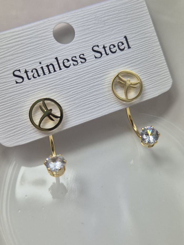 Серебристые стальные серьги-джекеты с символом штурвала и стразами 1J10360CJJ