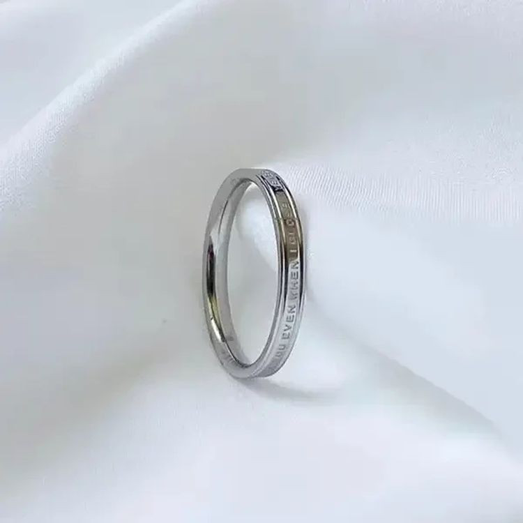 Кольцо стальное обручальное "I feel you even when I close my eyes" J10179CJJ Кольцо стальное обручальное "I feel you even when I close my eyes" J10179CJJ