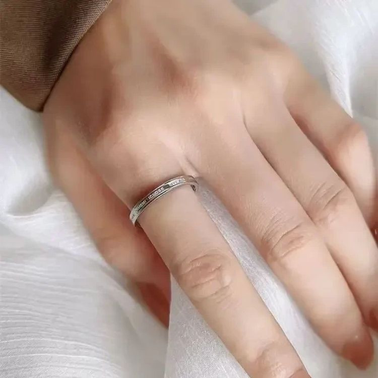 Кольцо стальное обручальное "I feel you even when I close my eyes" J10179CJJ Кольцо стальное обручальное "I feel you even when I close my eyes" J10179CJJ