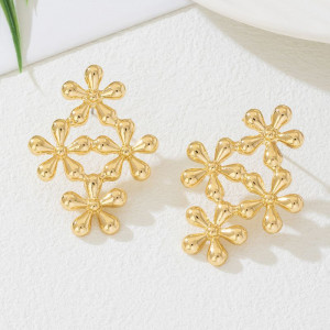 Ажурные серьги-пусеты золотистые соцветия CJP84687 Ажурные серьги-пусеты золотистые соцветия CJP84687