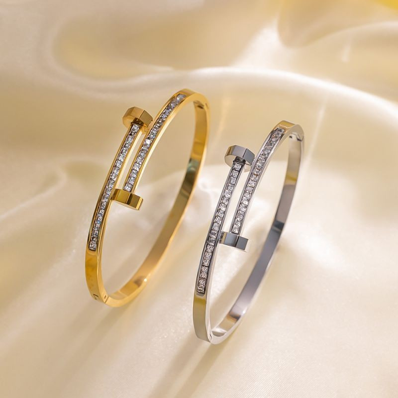 Браслет жесткий двойной гвоздь CJG48390