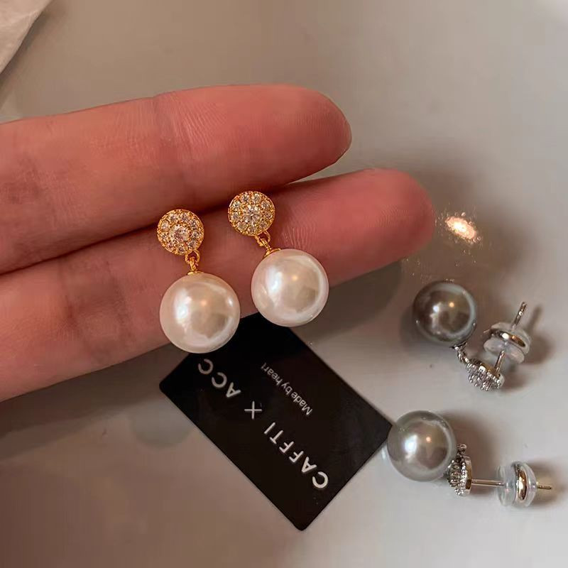 Длинные серьги-пусеты с жемчужным градиентом CJP80448 Длинные серьги-пусеты с жемчужным градиентом CJP80448