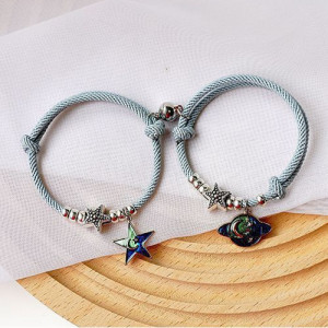 Парные браслеты звездный путь с эмалевыми планетами