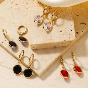 Лаконичные серьги с круглыми камнями CJH97608