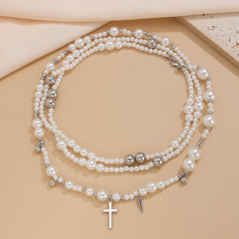 Тройное жемчужное колье с массивным крестом CJH44399