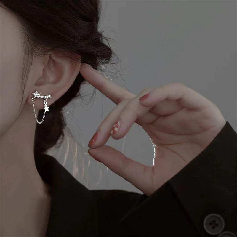 Серьги-пусеты со звездами и тонкими цепочками L81394