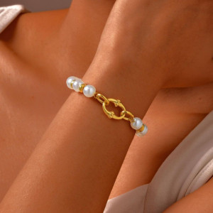 Браслет с крупным жемчугом и центральным звеном CJN82412