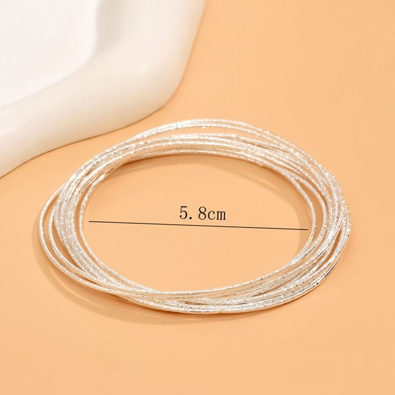 Жесткий браслет A67827 Жесткий браслет A67827