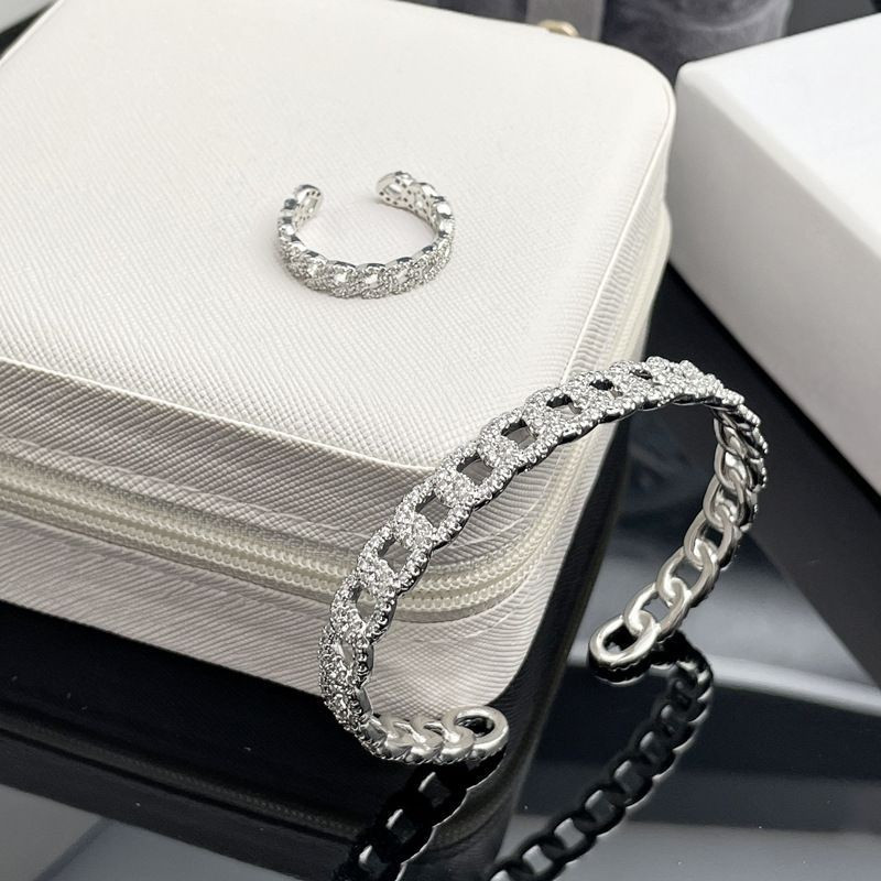 Кольцо CJG25901 Кольцо CJG25901