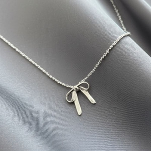Тонкая Цепочка с подвеской в форме изящного бантика J11238CJJ Тонкая Цепочка с подвеской в форме изящного бантика J11238CJJ