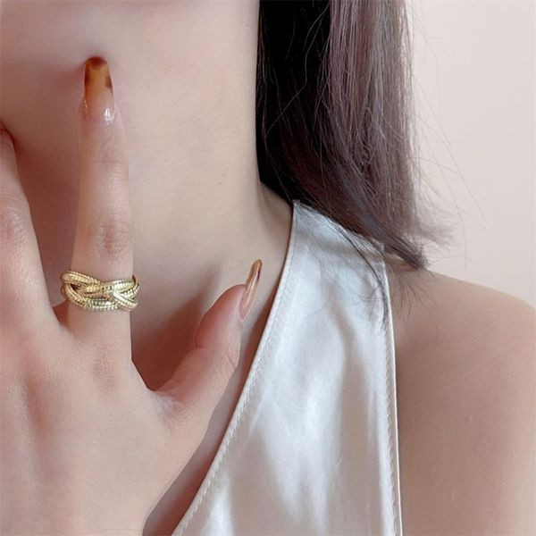 Широкое кольцо с переплетением «косичка» без вставок CJL47531