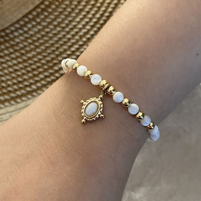 Браслет из темного бисера с круглой вставкой CJC59733