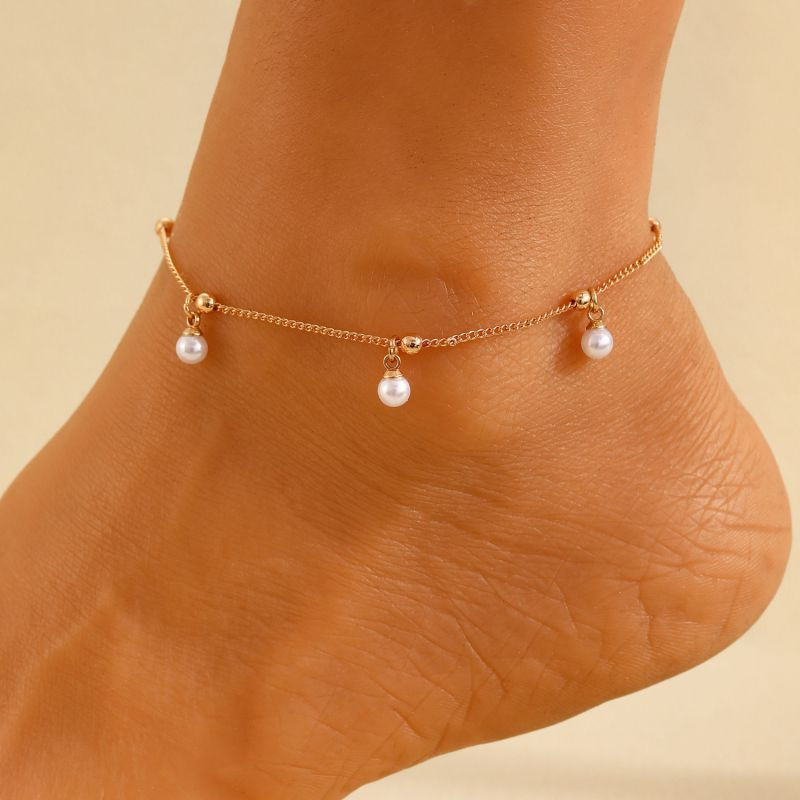 Изящный анклет с золотистыми бусинами CJH67016