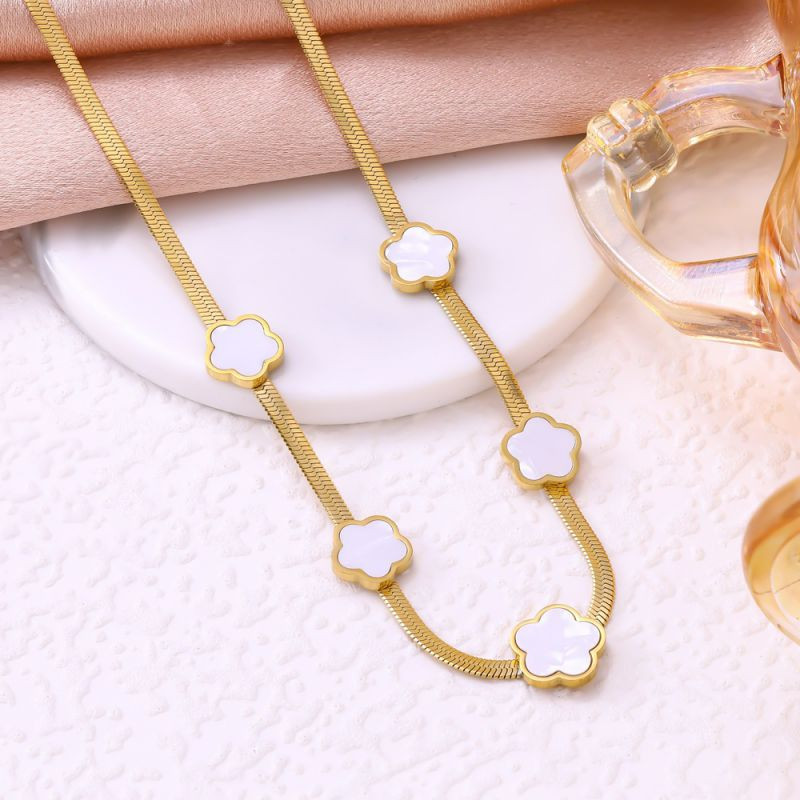 Колье из стали CJR70317 Колье из стали CJR70317