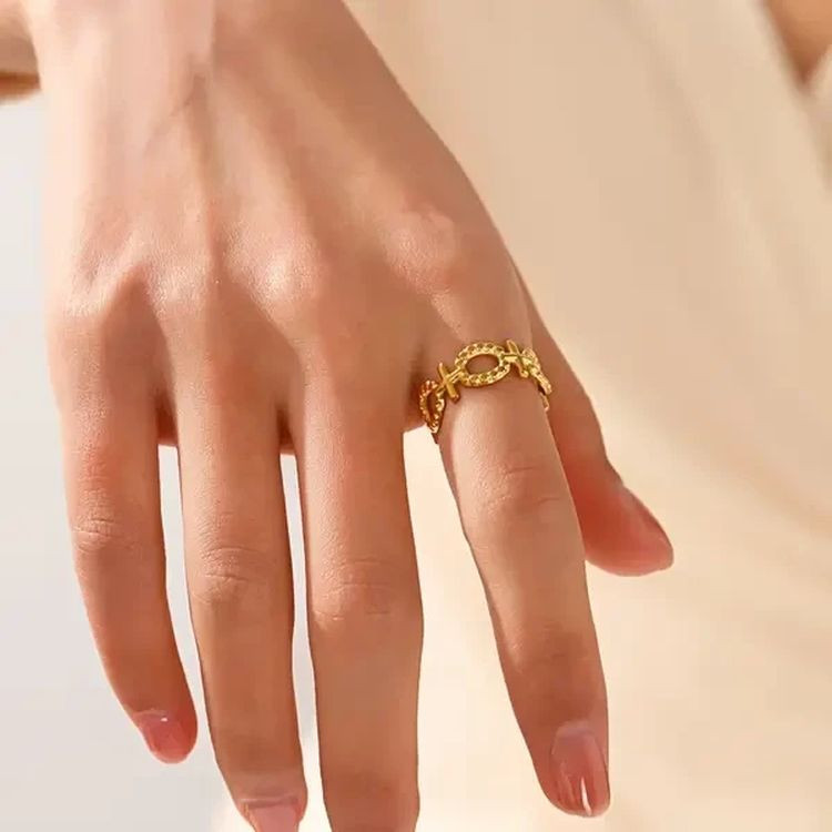 Кольцо стальное с напылением золотом женский знак J10171CJJ