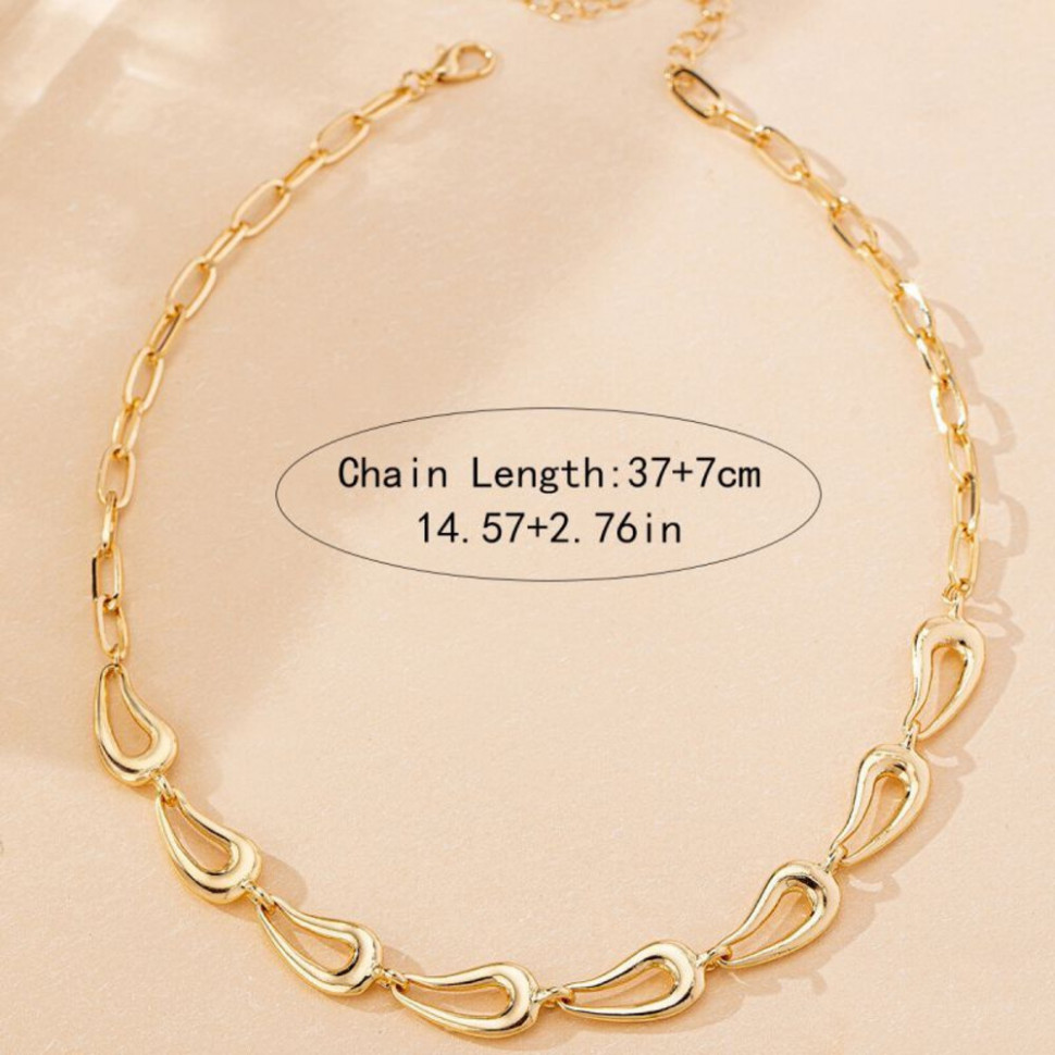 Цепочка из крупных золотистых звеньев необычной формы CJH67223