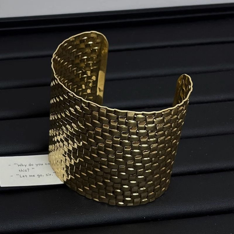 Жесткий браслет CJL26472 Жесткий браслет CJL26472