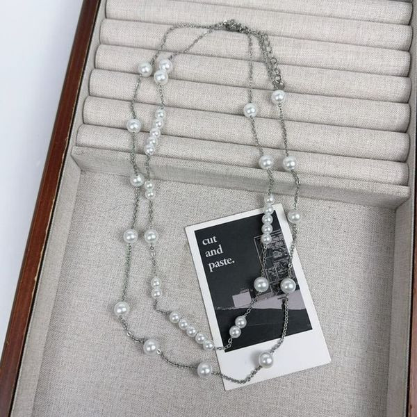 Многослойная серебристая цепочка с жемчужными подвесками CJL19601