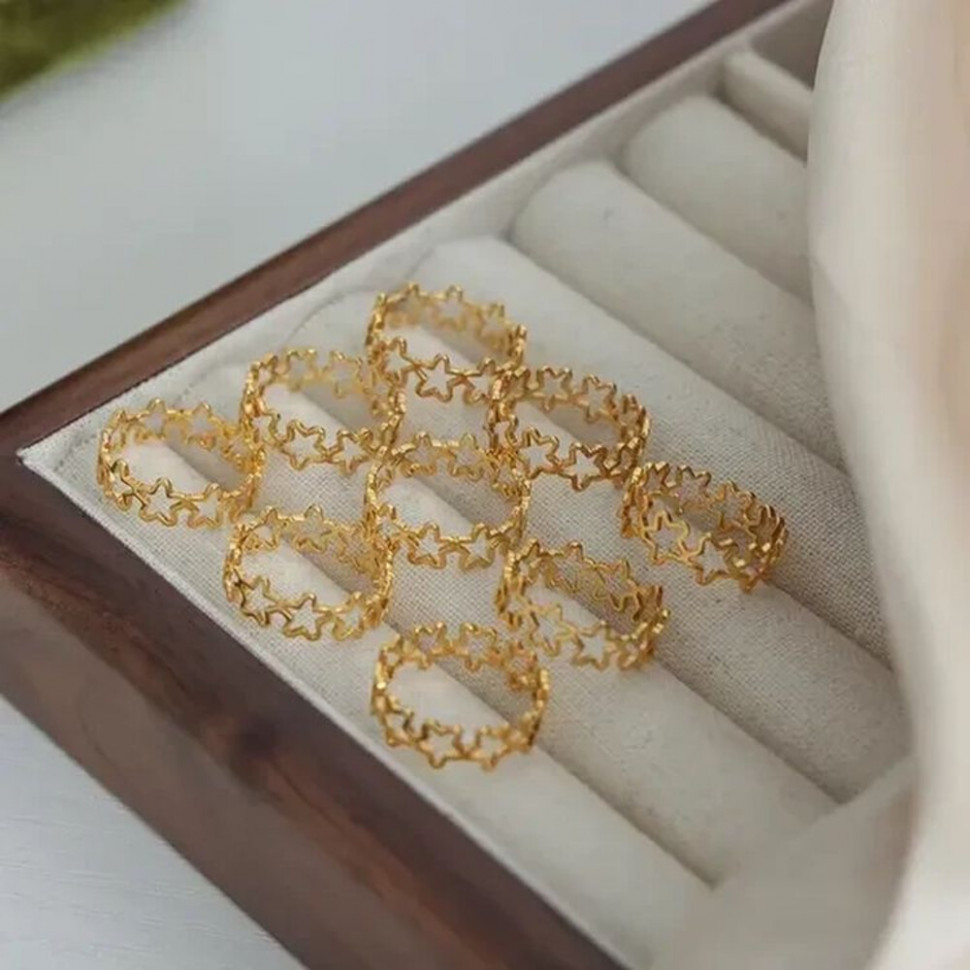 Кольцо стальное с напылением золотом звездочки J10188CJJ