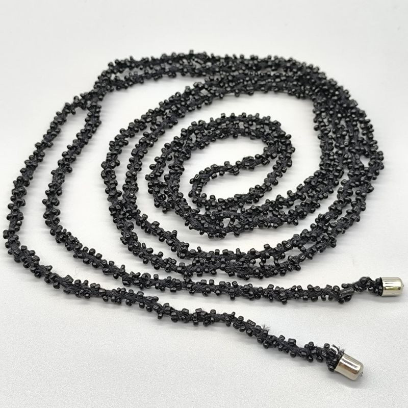 Минималистичный лариат из граненого бисера 1J11657CJJ Минималистичный лариат из граненого бисера 1J11657CJJ