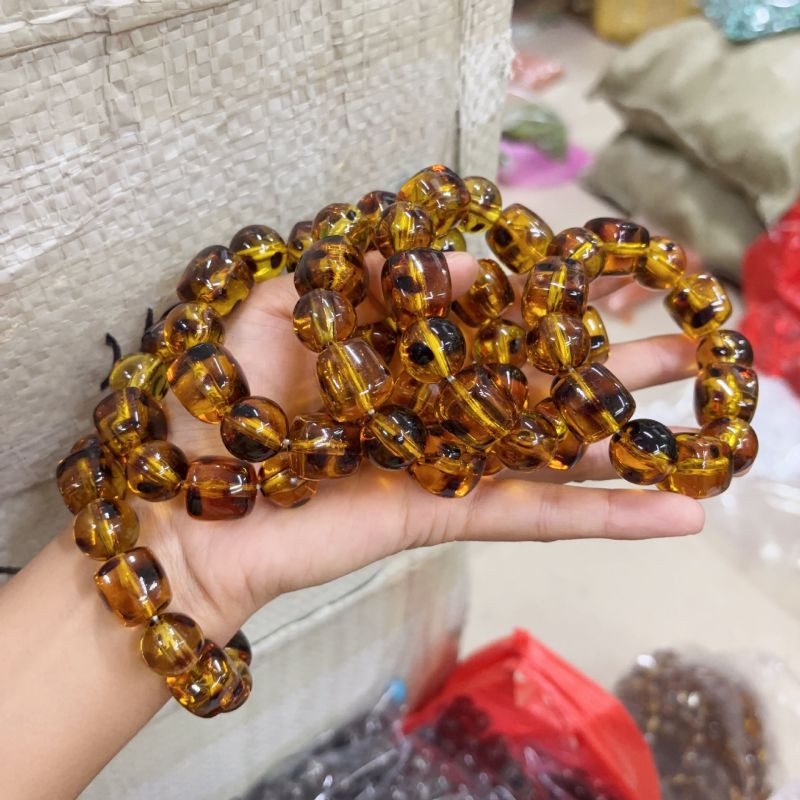 Браслет из янтарных бусин CJR57165