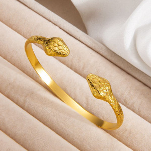 Браслет жесткий разомкнутый в форме змеи с чешуйками CJL92933 Браслет жесткий разомкнутый в форме змеи с чешуйками CJL92933