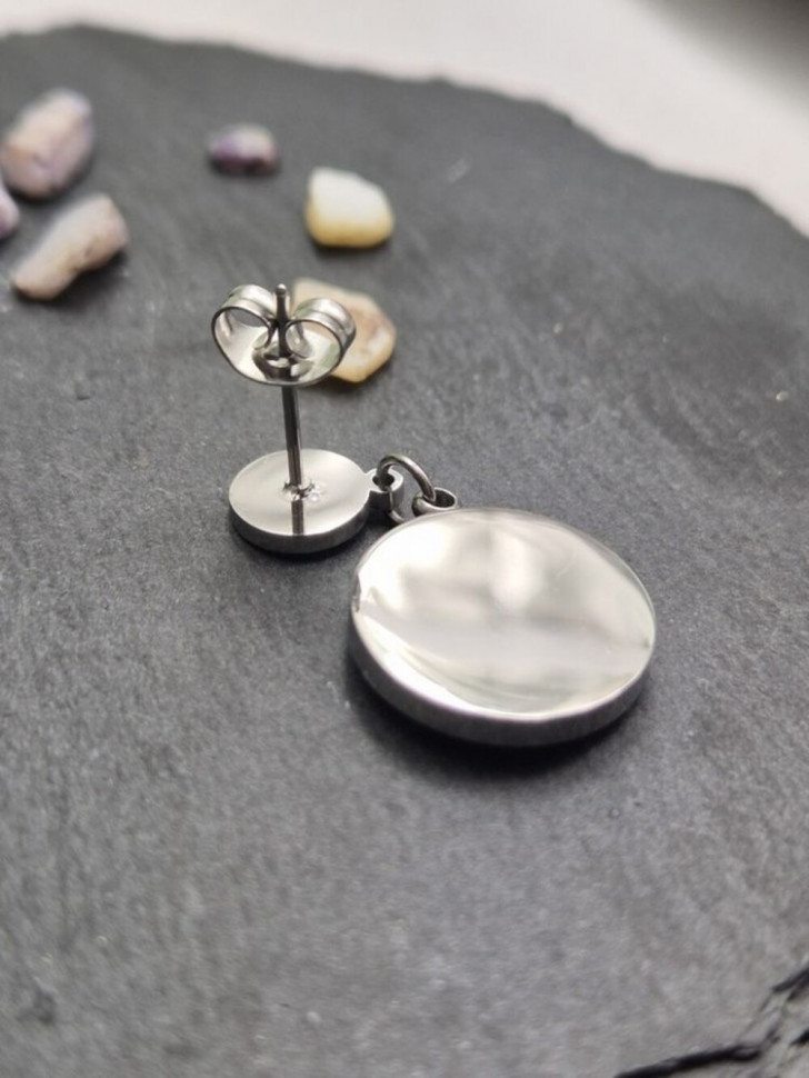 Висячие серьги из медицинской стали с дисками и античным узором 1J10614CJJ Висячие серьги из медицинской стали с дисками и античным узором 1J10614CJJ