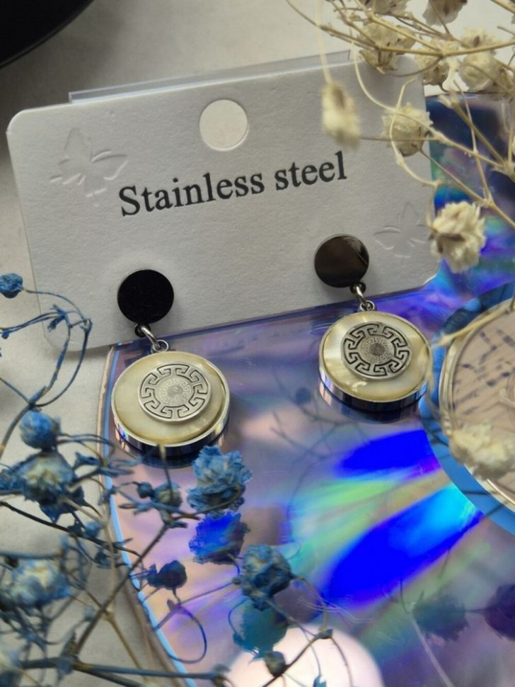 Висячие серьги из медицинской стали с дисками и античным узором 1J10614CJJ Висячие серьги из медицинской стали с дисками и античным узором 1J10614CJJ