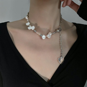 Длинная цепочка с перламутровыми цветами CJH50238