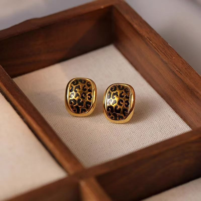 Серьги-гвоздики CJP89582 Серьги-гвоздики CJP89582