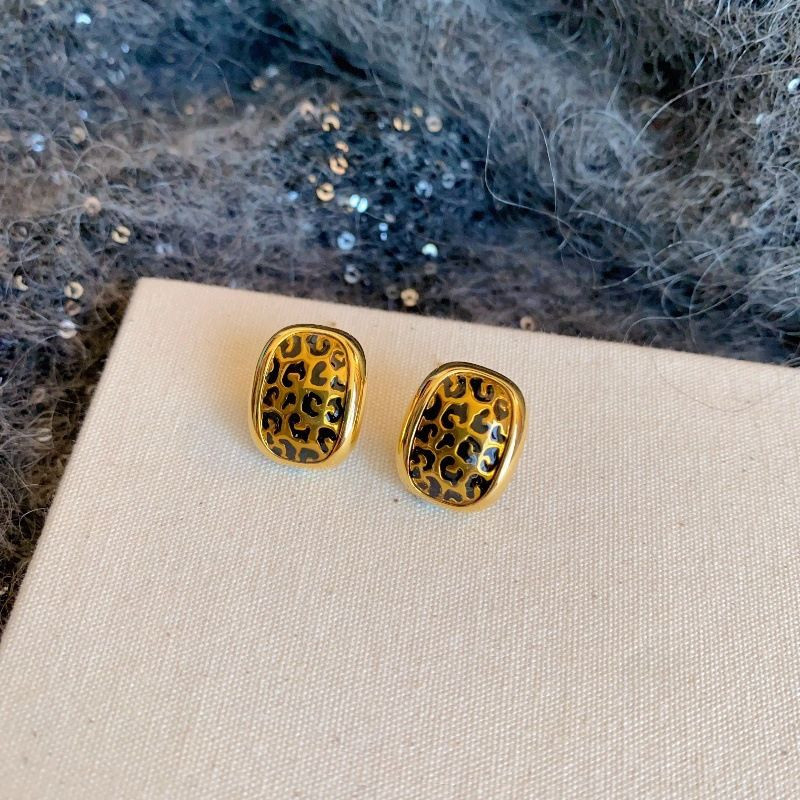 Серьги-гвоздики CJP89582 Серьги-гвоздики CJP89582