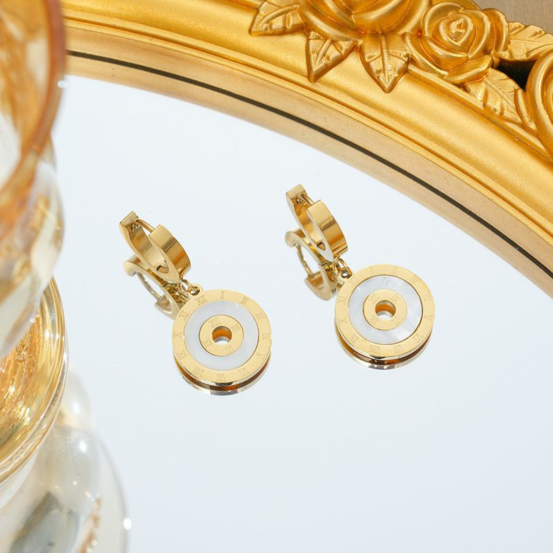 Серьги стальные с напылением золотом круги J10217CJJ Серьги стальные с напылением золотом круги J10217CJJ