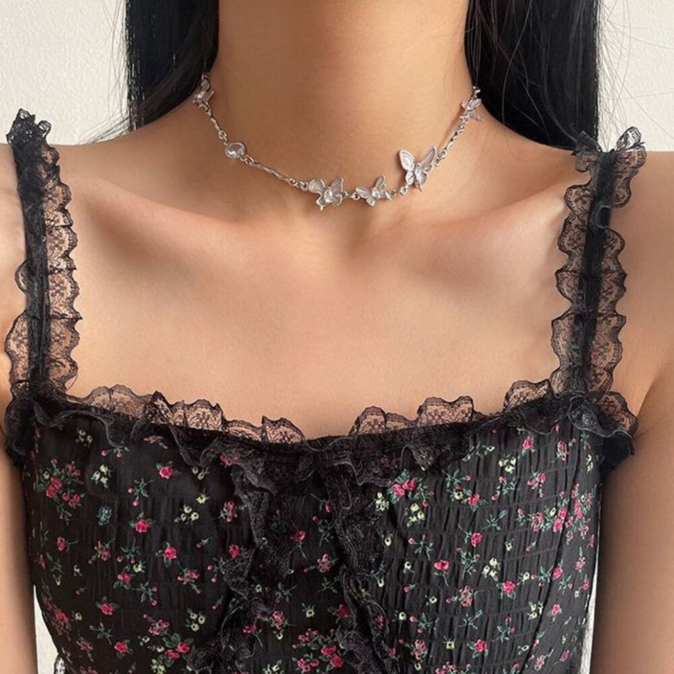 Серебристый чокер с ажурными подвесками в форме бабочек CJH92465 Серебристый чокер с ажурными подвесками в форме бабочек CJH92465