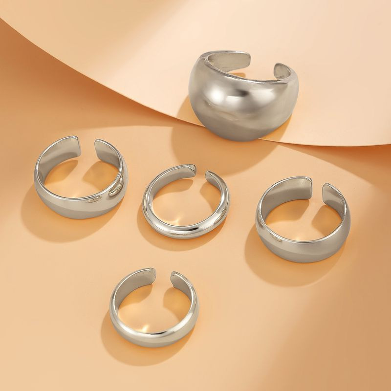 Сет серебристых колец минималистичного дизайна 1J11864CJJ