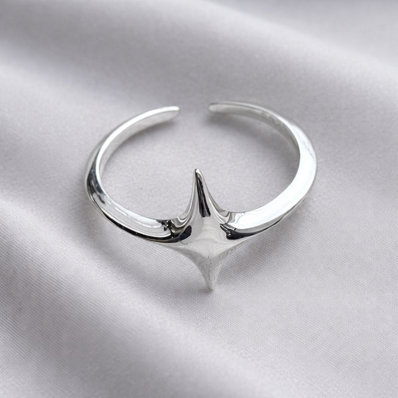 Футуристичное кольцо в форме четырехконечной звезды 1J12353CJJ